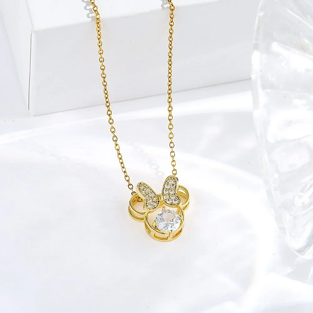 

This light luxury and niche necklace from Japan and South Korea features a lively cartoon mouse collarbone necklace.