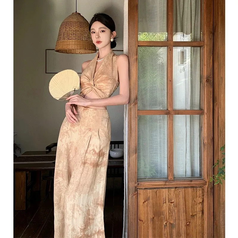 Vrouwelijke Senior Luxe Outfit Pak Zomer Tie Dye Print Halter Crop Top Brede Led Broek Set Dame Elegante Charmante Korea Trendy Sets