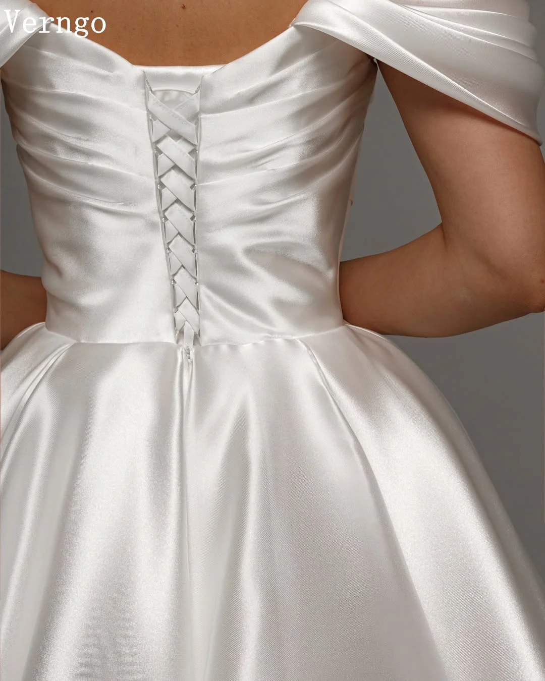 Verngo Elegantes, glänzendes Satin-Hochzeitskleid, schulterfrei, A-Linie, Knöchel-Brautkleid, Schnürung, einfache Kleider für die Hochzeit, individuell gestaltet