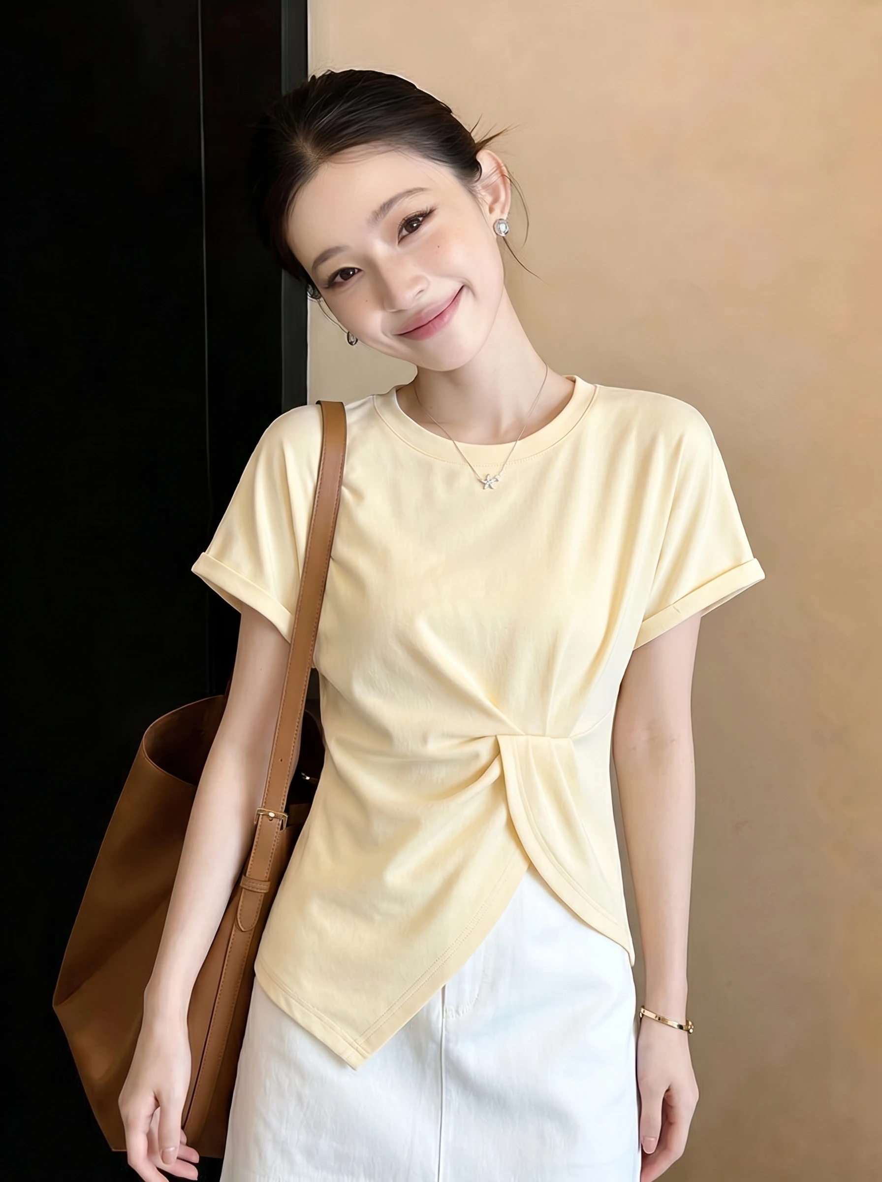 

Korean Design Short Sleeve Asymmetrical T-Shirt Women's Summer New Split Waist Slimming Anti-Aging Top Trendy round Neck