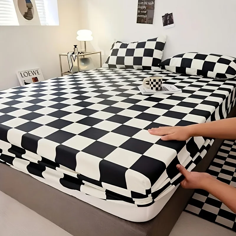 Classic Black And White Case Fitted Sheet Set Non-Slip MattressProtector Checkerboard Black-and-White Mattress Protective Cover