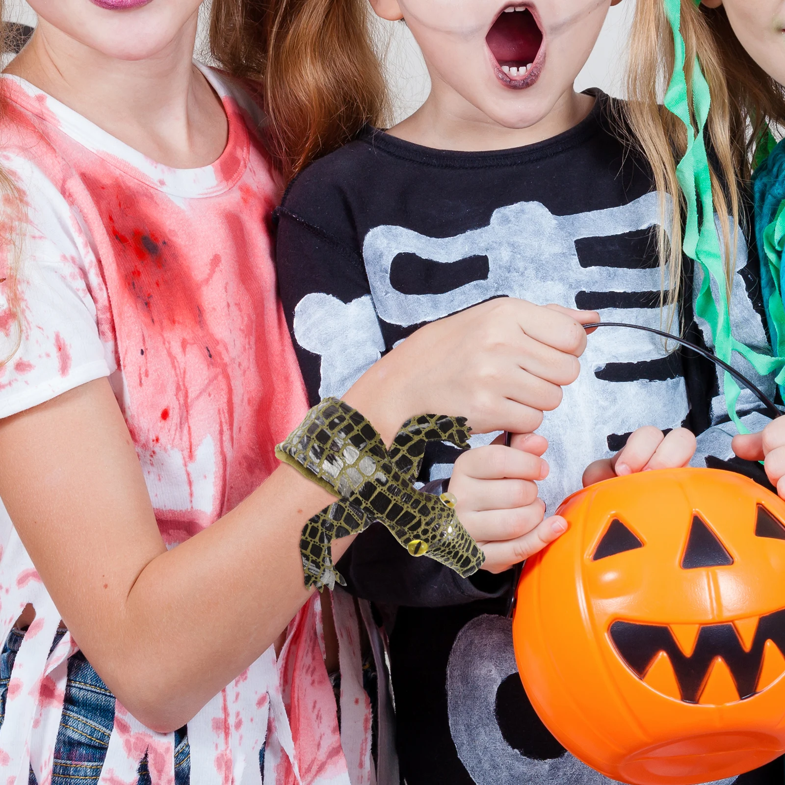 

4Pcs Slap Bracelets Realistic Design Kids Fun Jungle Party Favors Halloween Classroom Prizes Slap Band Accessories