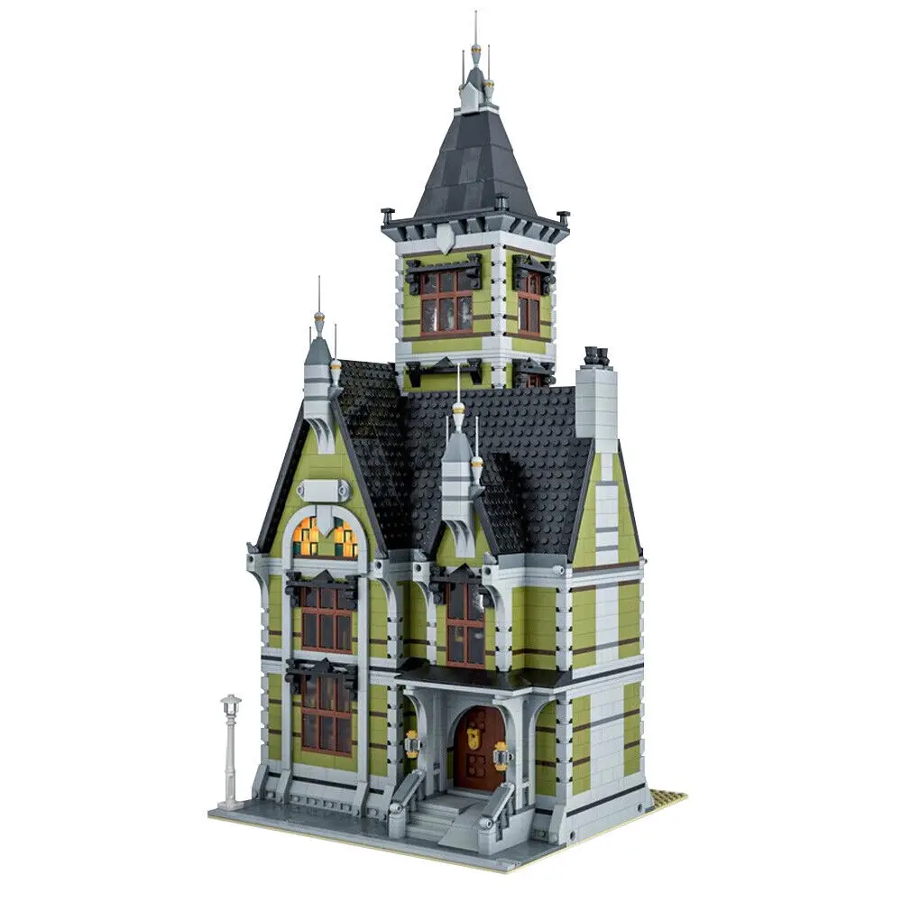 Modular Building: Haunted House with Full Interior 3723 Pieces MOC Build