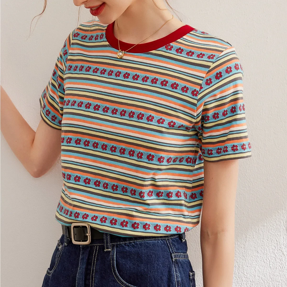 LOUIS YAO T-Shirt damski 2024 Summer Striped Little Flowers Cotton Tee O Neck Short Sleeve Sweet Casual Fashion Pullover Top