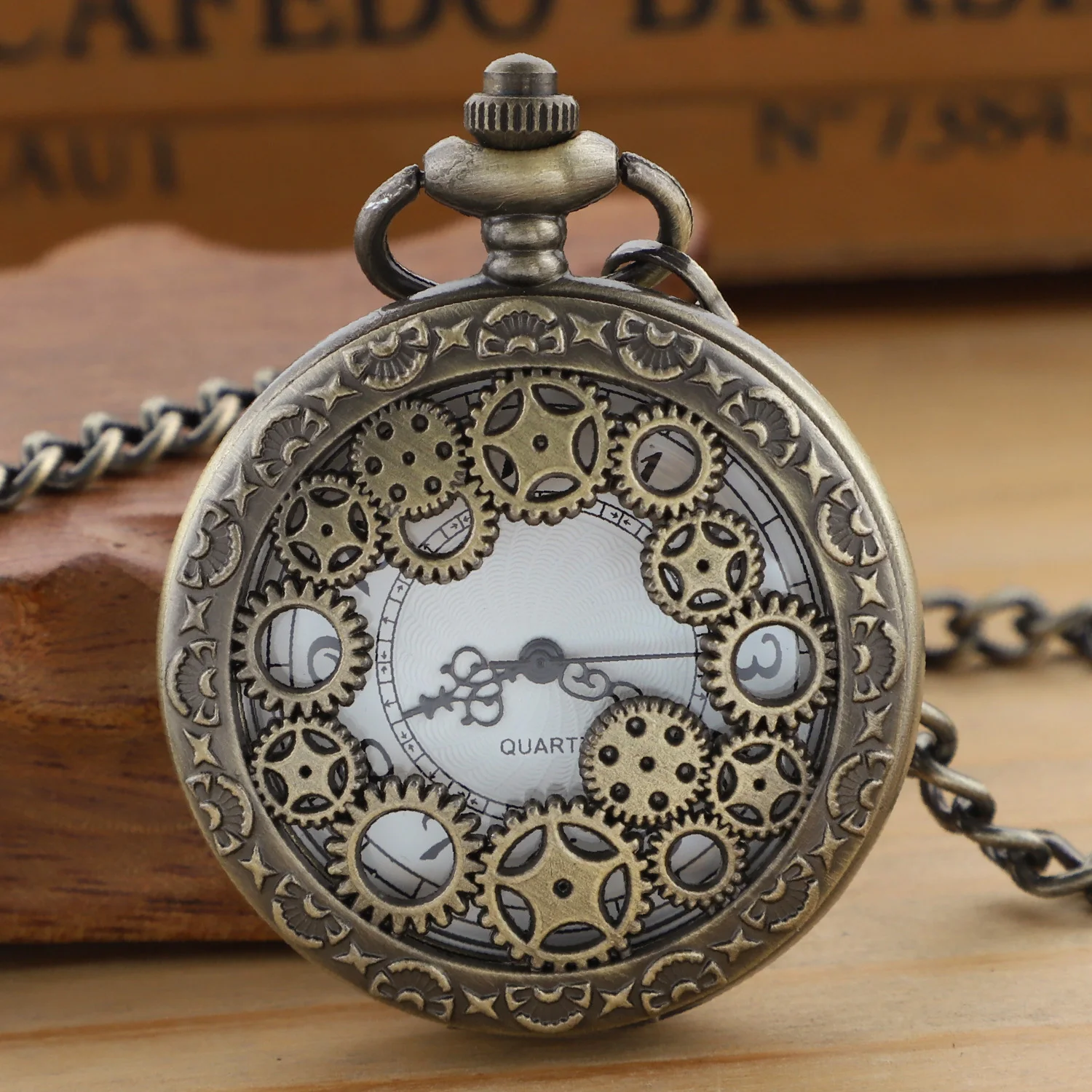 Bronze Gear Hollow Quartz Pocket Watch Necklace Pendant Men Women Watch or Women Men with Fob Chain Jewelry Accessories Gifts