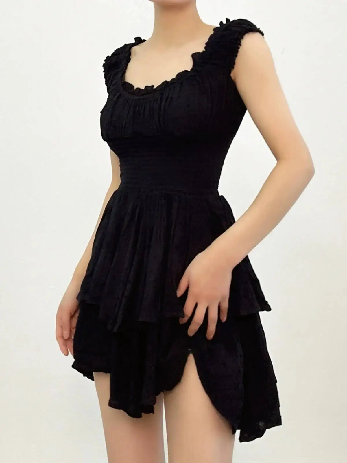 

French Style Irregular Cinching Waist Double Layer Cake Dress Women 2024 Summer New Elastic Sling U-neck Solid Mini Dress U9I0