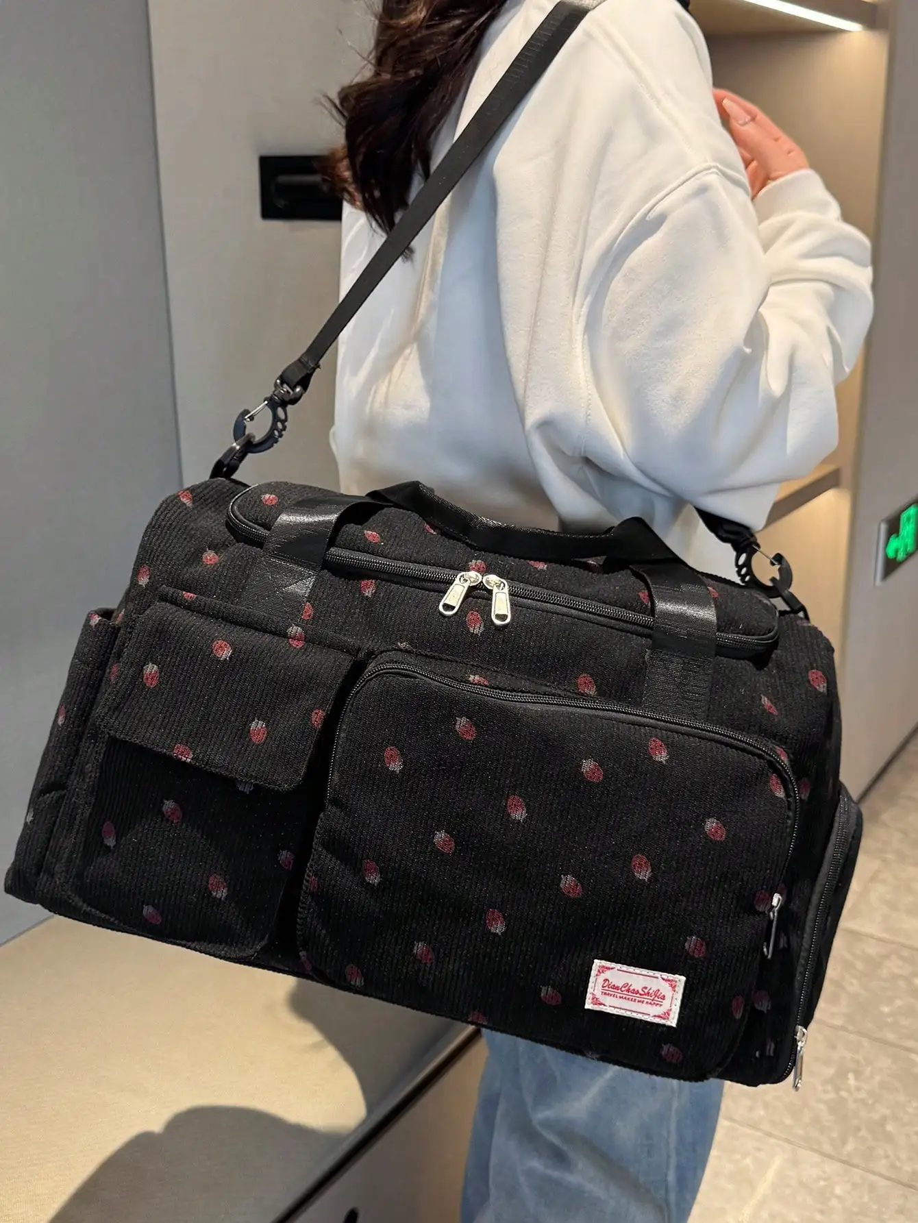 Corduroy Strawberry Print Duffel Bag, Large Capacity Handheld Travel Luggage Bag, Multi Pockets Front Zipper, Dry Wet Separation & Independent Shoe Compartment, Gym Fitness Weekender Overnight Bag for Vacation, Campus, Maternity Hospital & Short Business