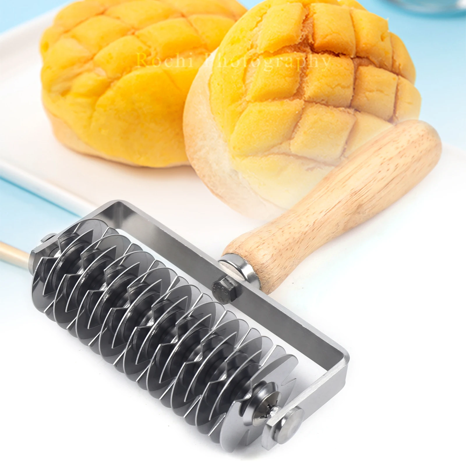 

Stainless Steel Roller Cutter with Wooden Handle for Dough Lattice Cookie Pie Pizza Bread Pastry Beef Wellington Chocolate