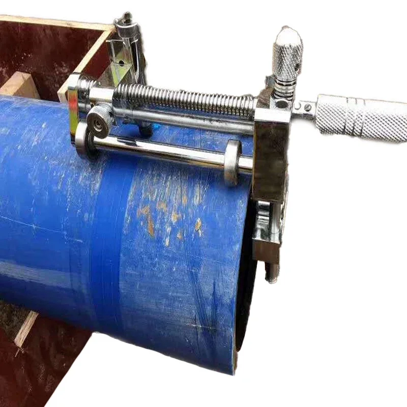 

PE pipe mechanical rotary scraper for removing oxide layer scraping with planer knife four-sided blade Stainless steel frame