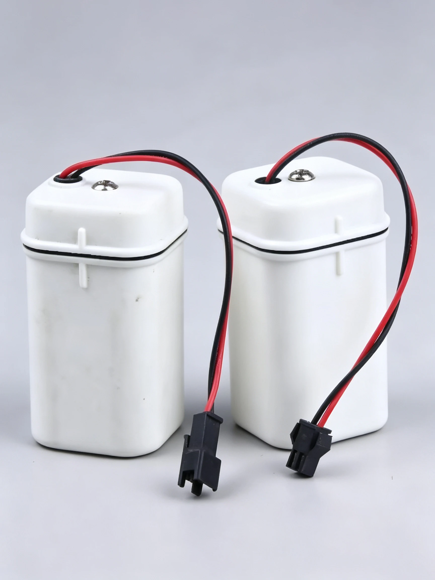 6V  Pack Holder for Sensor Faucet Automatic Tap Urinal Flush Valve Soap Dispenser DC Plug Replacement