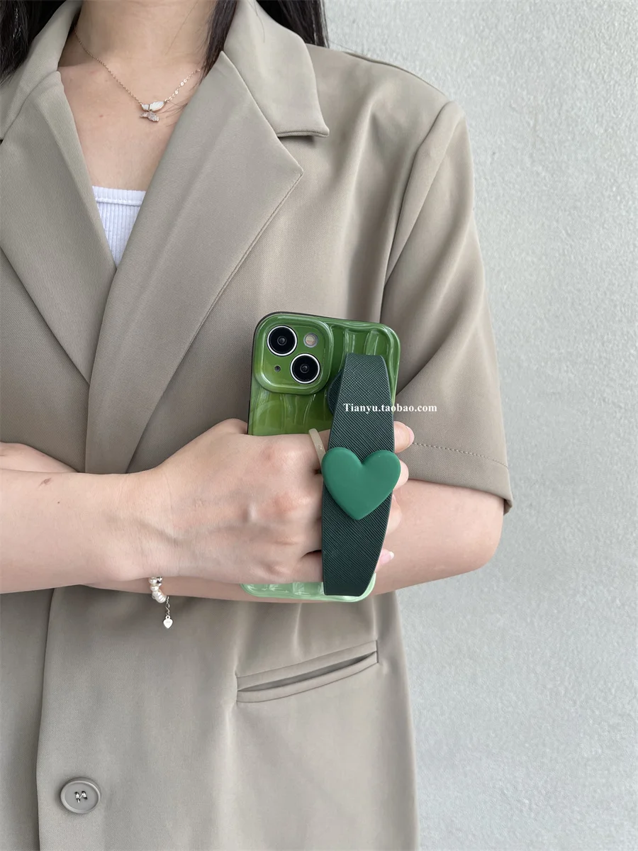 ฤดูร้อนใหม่สีเขียวสําหรับ Apple 15 PRO MAX เคสโทรศัพท์ iPhone 14 กรณี 13 Pro Love wristlet 12 PROMAX สามารถพกพา 15 crossbody 12 Pro