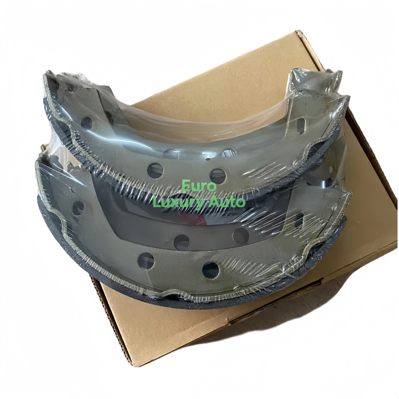 OEM LR001020 Hand Brake Shoes GL0999 for Land Rover Freelander 2 2006 - 2014 Auto Brake System Parts Germax Car Brake