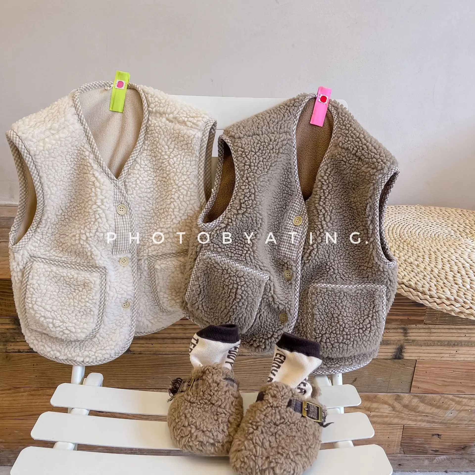2025 children's clothing autumn and winter clothing new children's of lamb wool thickened vest girls winter clothing