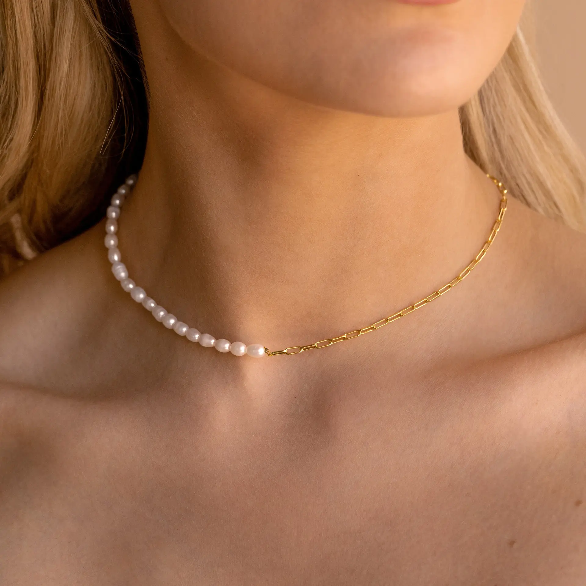 

New 316L Stainless Steel Half Cable Chain and Pearl Necklace for Women Exquisite Niche Kpop Collarbone Punk Jewelry