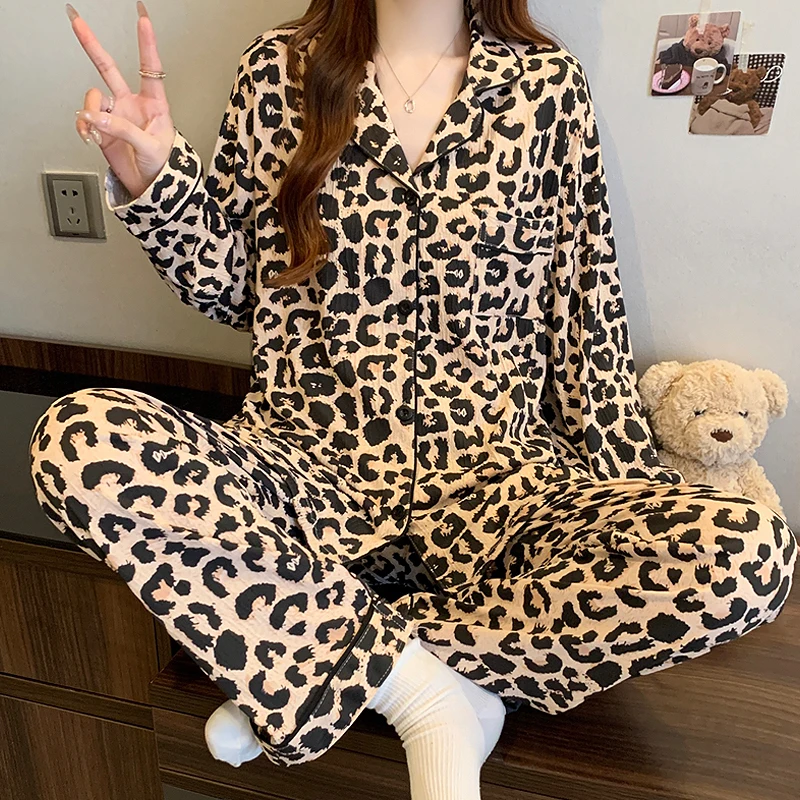 

Американский модный винтажный женский пижамный комплект с леопардовым принтом, комплект из 2 предметов, пижамы, новинка весны и лета 2025 года, модная домашняя одежда, повседневная одежда