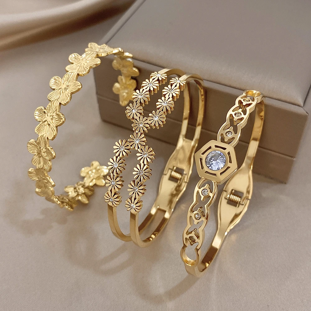 Elegant Floral Stackable Gold Color Stainless Steel Hollow Flower Zircon Cuff Bracelet Anti‑Tarnish Bangle Set For Women Ladies