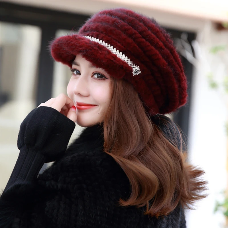 

High Quality Mink Fur Hat Female Winter Outdoor Sports Fashion Fur Sun Hat Warm Thickened Mink Peaked Cap Ear Protection Cap