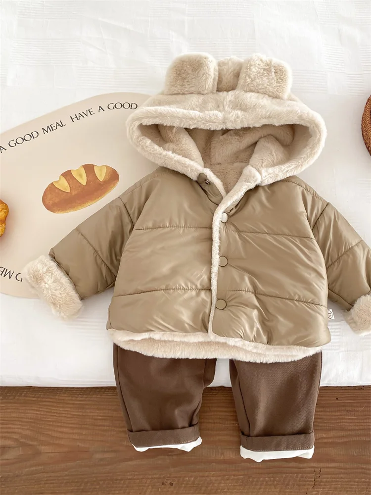 Baby plush coat  winter 2024 cute hooded cotton jacket  Korean thick cotton jacket