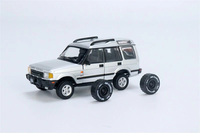 BMC 1:64 1998 Discovery 1 By BM Creations Diecast Alloy Toy Cars Simulation Model For Collection gift