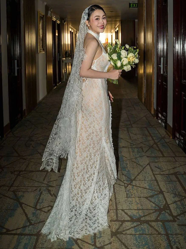 Robe de mariée sirène en dentelle pour femmes, col licou, avec traîne, à lacets, sans manches, robe de demoiselle d'honneur du matin, été