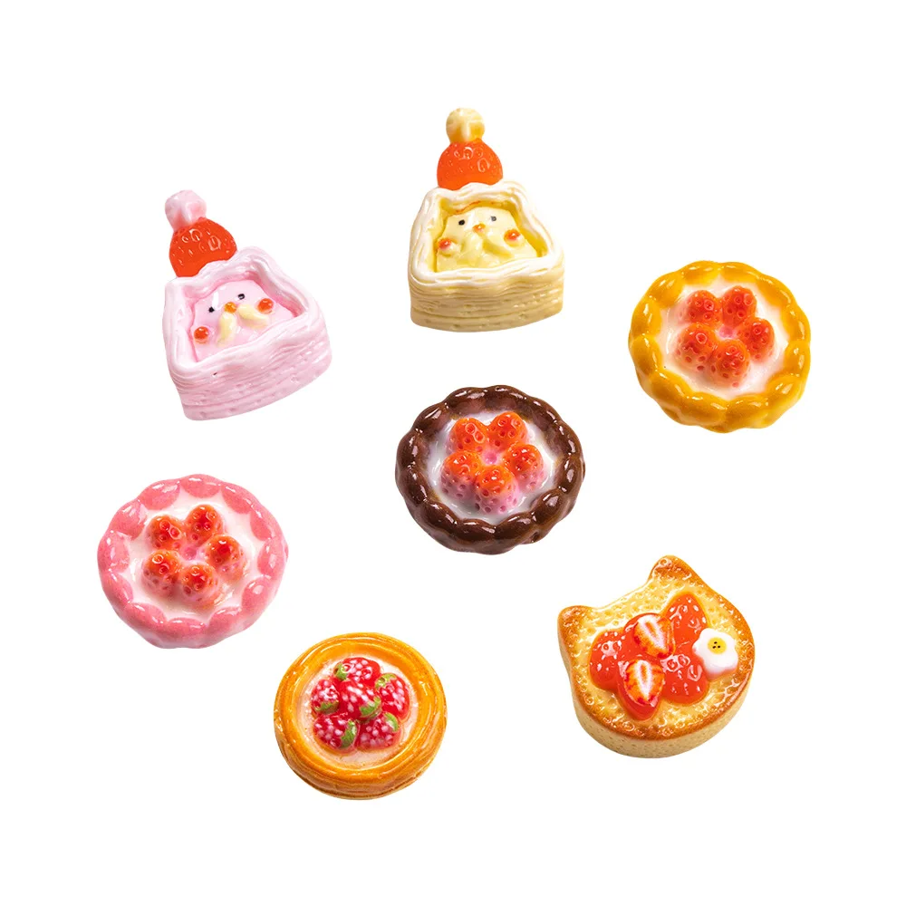 

Cartoon Cute Strawberry Cake Edible Play Resin Small Accessories DIY Hairpin Accessories Dessert Edible Play Toys Boy Girl Gift