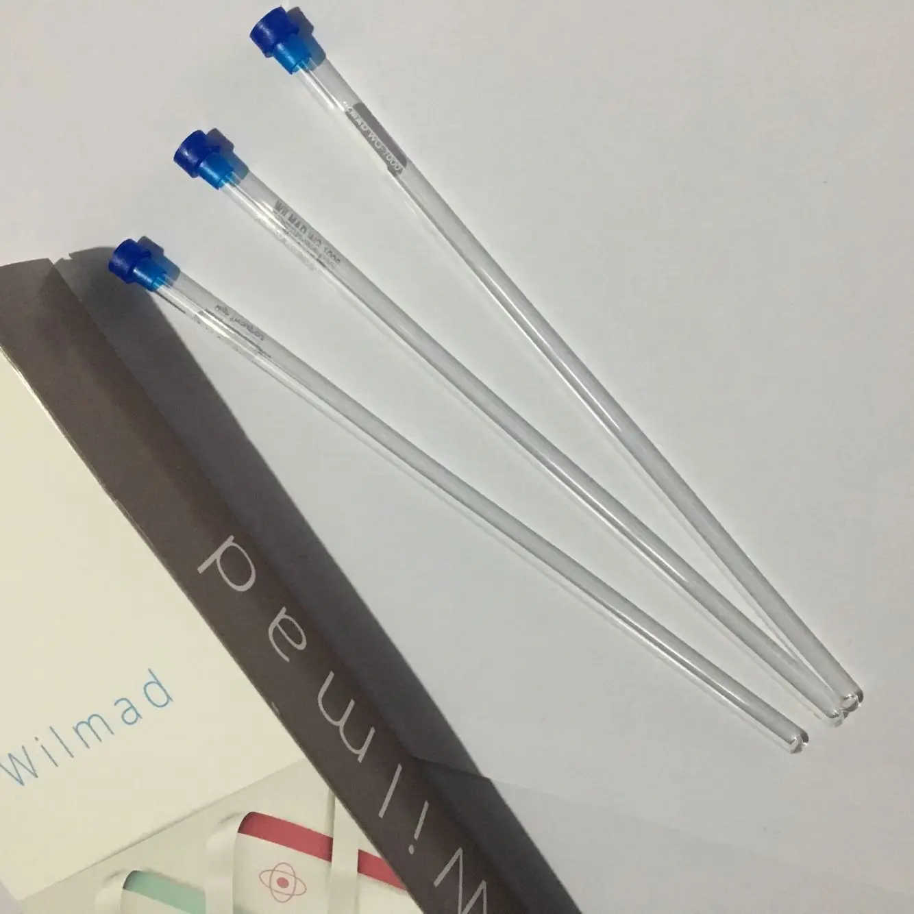 Free shipping 2pcs 5pcs 10pcs 20pcs 50pcs  7-inches NMR Sample Tube for Laboratory Experiment, Lab Glass NMR Tube.