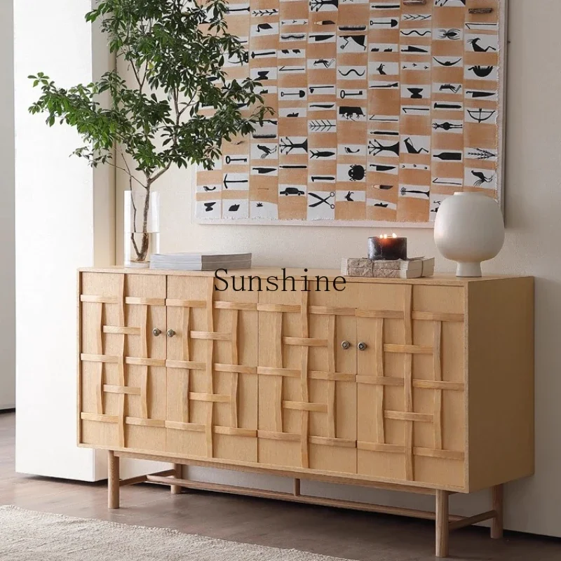 By the side of the meal,  tea cabinet is stunned  quiet wind log retro storage, integrated against  wall