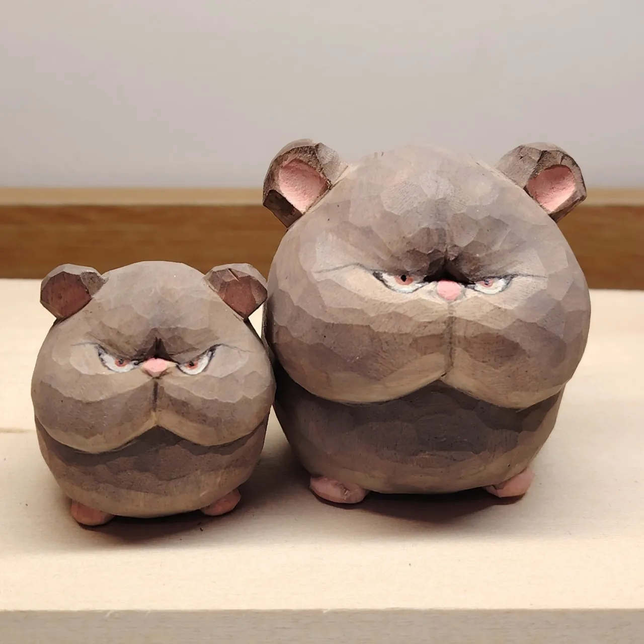 Small Wood‑Carved Mouse Ornaments, Wooden Crafts, Desktop Decorations, Set of 2