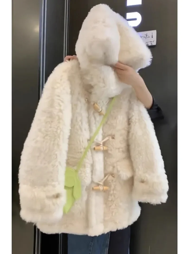 2023 Oversize Autumn Winter New Commute Style Faux Fur Integrated Hooded Lamb Plush Coat Women High-Grade Beautiful Furry Jacket