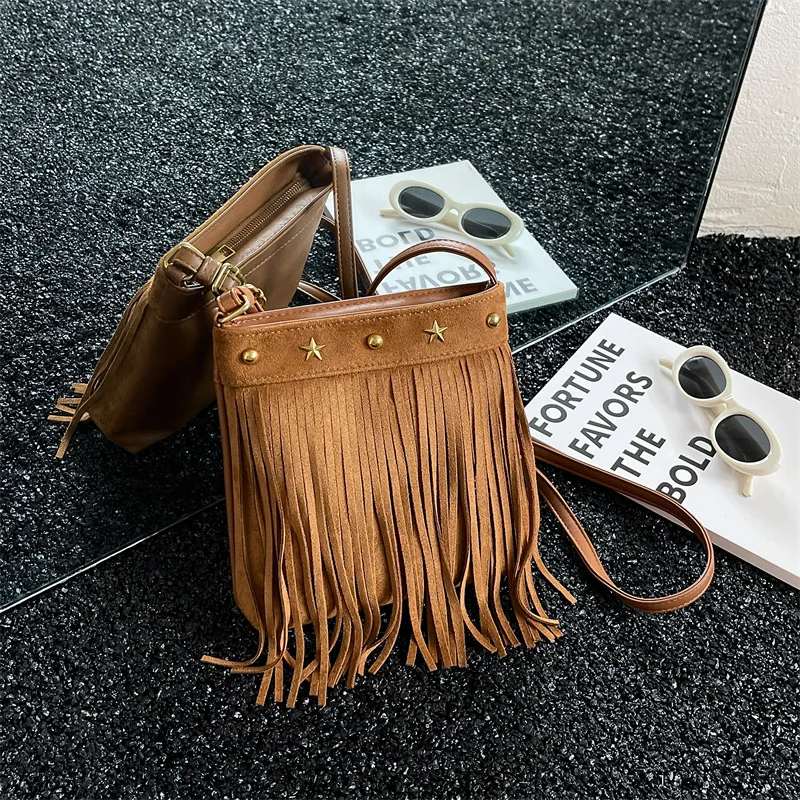 2026 Retro Niche Exquisite Suede New Women's Fashion Versatile Tassel Single Shoulder Portable Messenger Bag