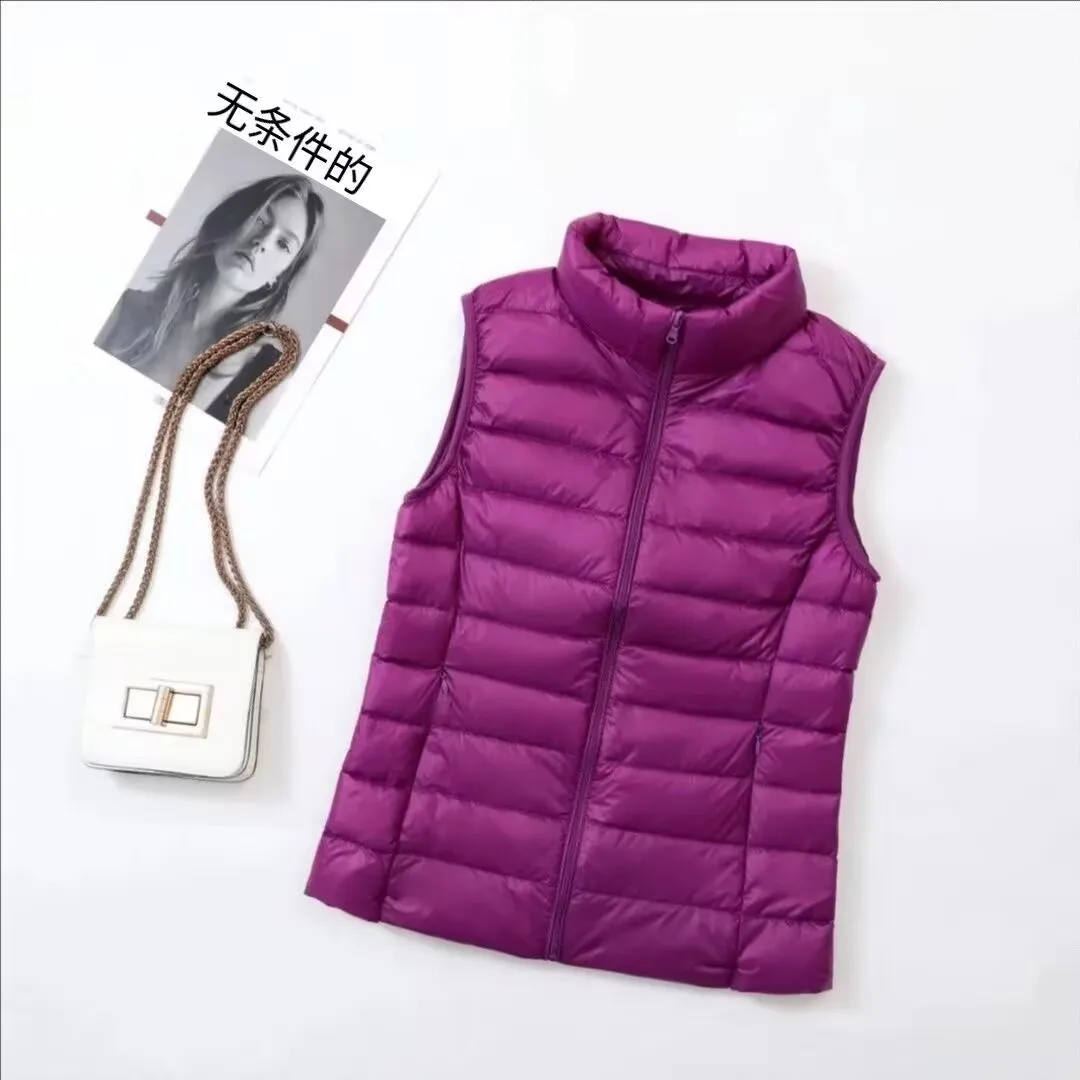 Women's Ultralight Duck Down Vest Jacket Autumn and Winter High Neck Sleeveless Jacket 2025 New Women's 90% White Duck Down Vest