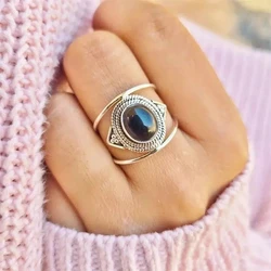 Huitan Bohemia Style Oval Imitation Opal Ring for Women White/Black Luxury Wedding Bands Accessories Temperament Lady Jewelry