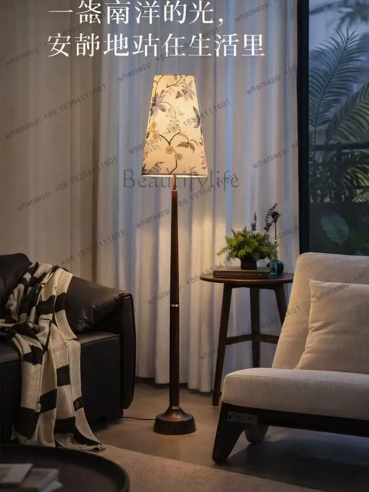 French Chinese style, Song Dynasty aesthetics, American retro living room atmosphere, floor-to-ceiling luminous objects