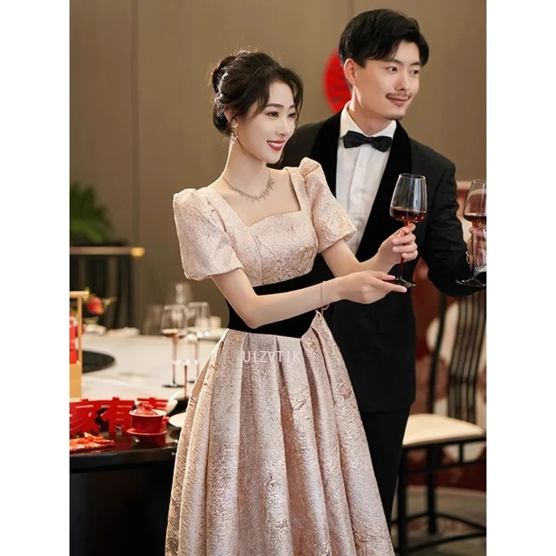 Glänzende Spitze, lange Ballkleider 2022, neue elegante, quadratische Ausschnitt, bodenlang, langes Hochzeitskleid, Damen-Party-Abendkleider, individuell gestaltet