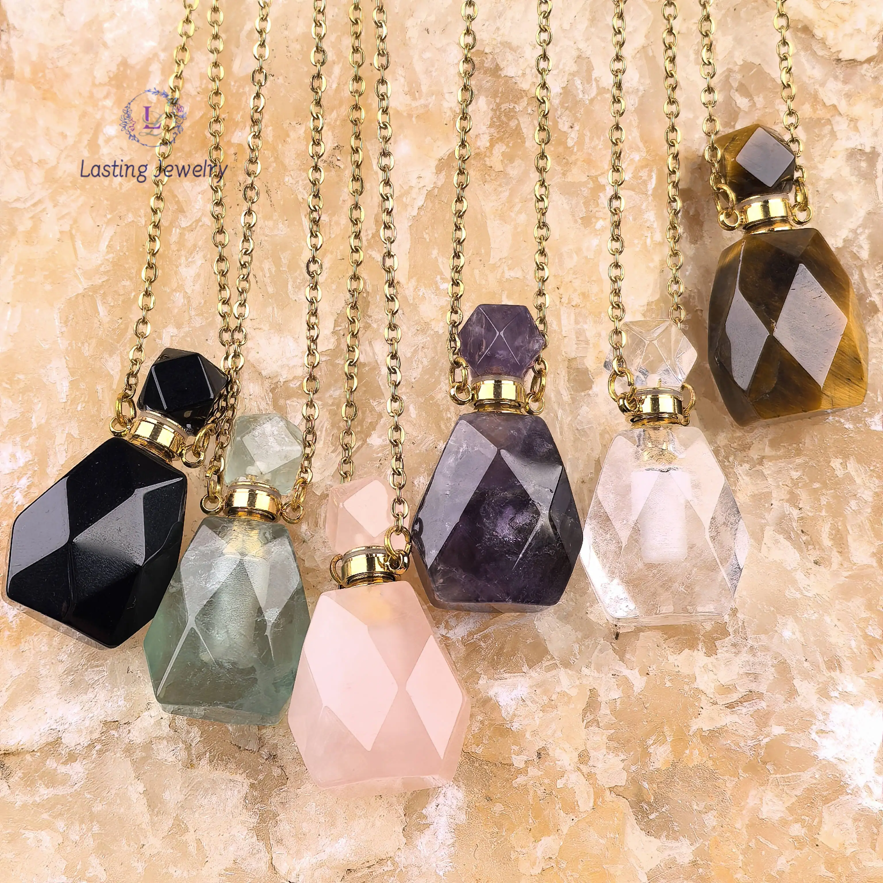 

Natural Crystal Quartz Essential Oil Diffuser Vial Charms Healing Stone Fluorite Perfume Bottle Pendant Necklace Women Jewelry