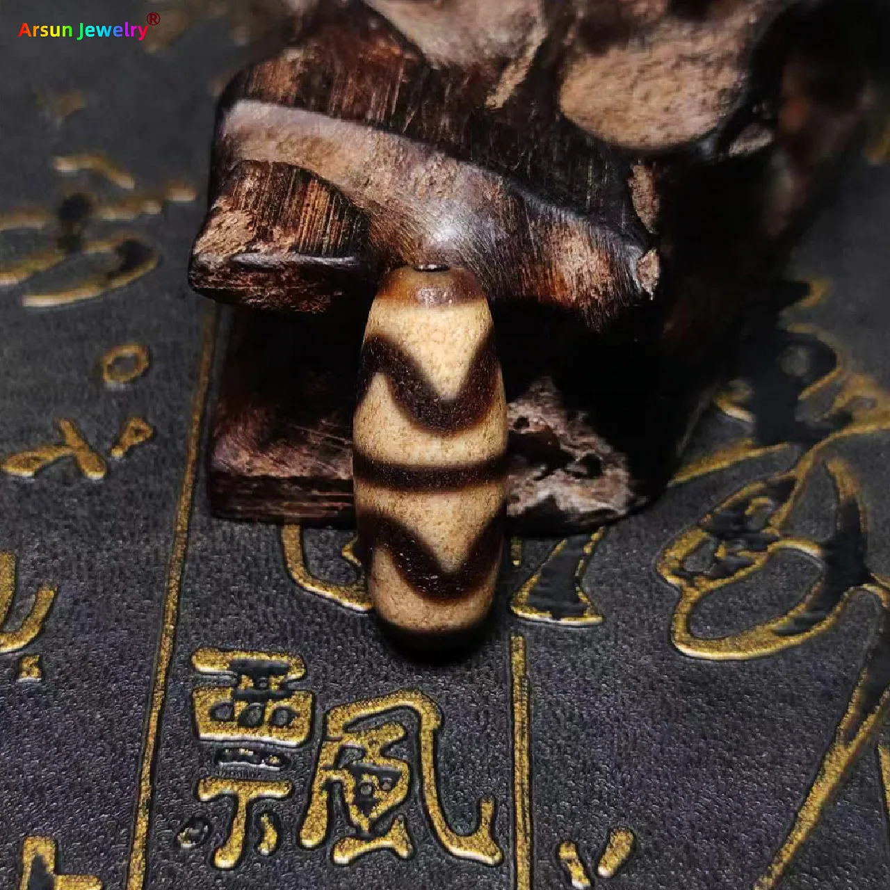 

Tibet Brown/Beige Tiger Teeth Totem DZI Beads 11*29mm Agate Beads Men`s&Women`s Amulet Necklace Bracelet High-end Jewelry DIY