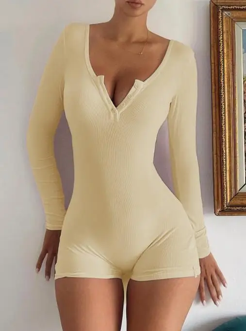 Tuta da donna 2025 Autunno e Inverno Nuova Moda Casual Sexy Yoga Fitness Pantaloni corti a maniche lunghe Tuta Abbigliamento donna