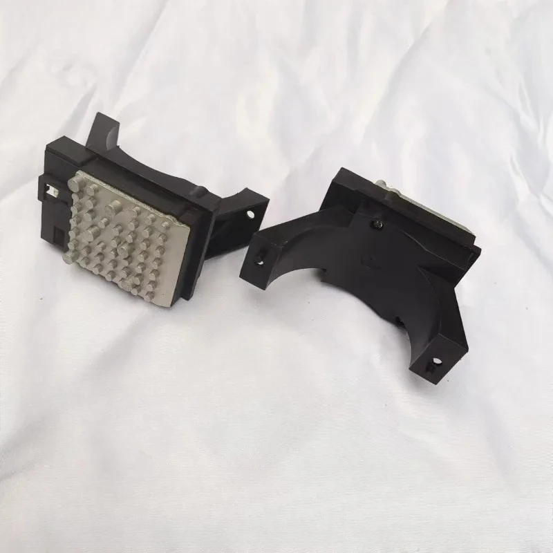 1PCS  Mixer truck Wide body mine truck Air conditioner Speed control module ASYZY50023 60273570 60183678