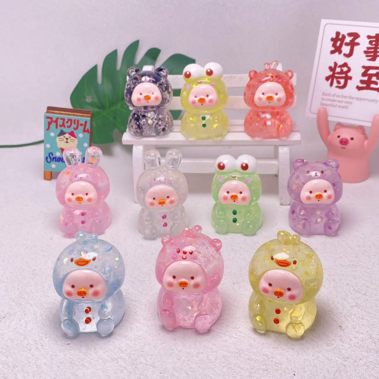 5pcs Resin Cartoon Luminous Animal With Piggy Face Ornaments Accessories Car Desktop Decoration