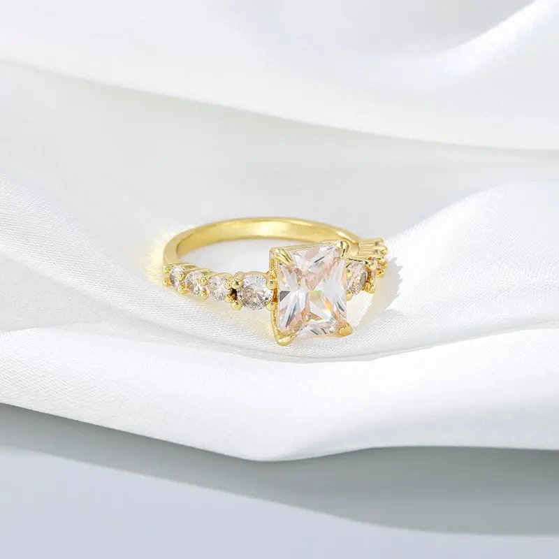 Octagon Shaped Women Ring Fashion Wedding Anniversary Festival Party Versatile Accessories Geometric Shaped Luxury Lady Jewelry