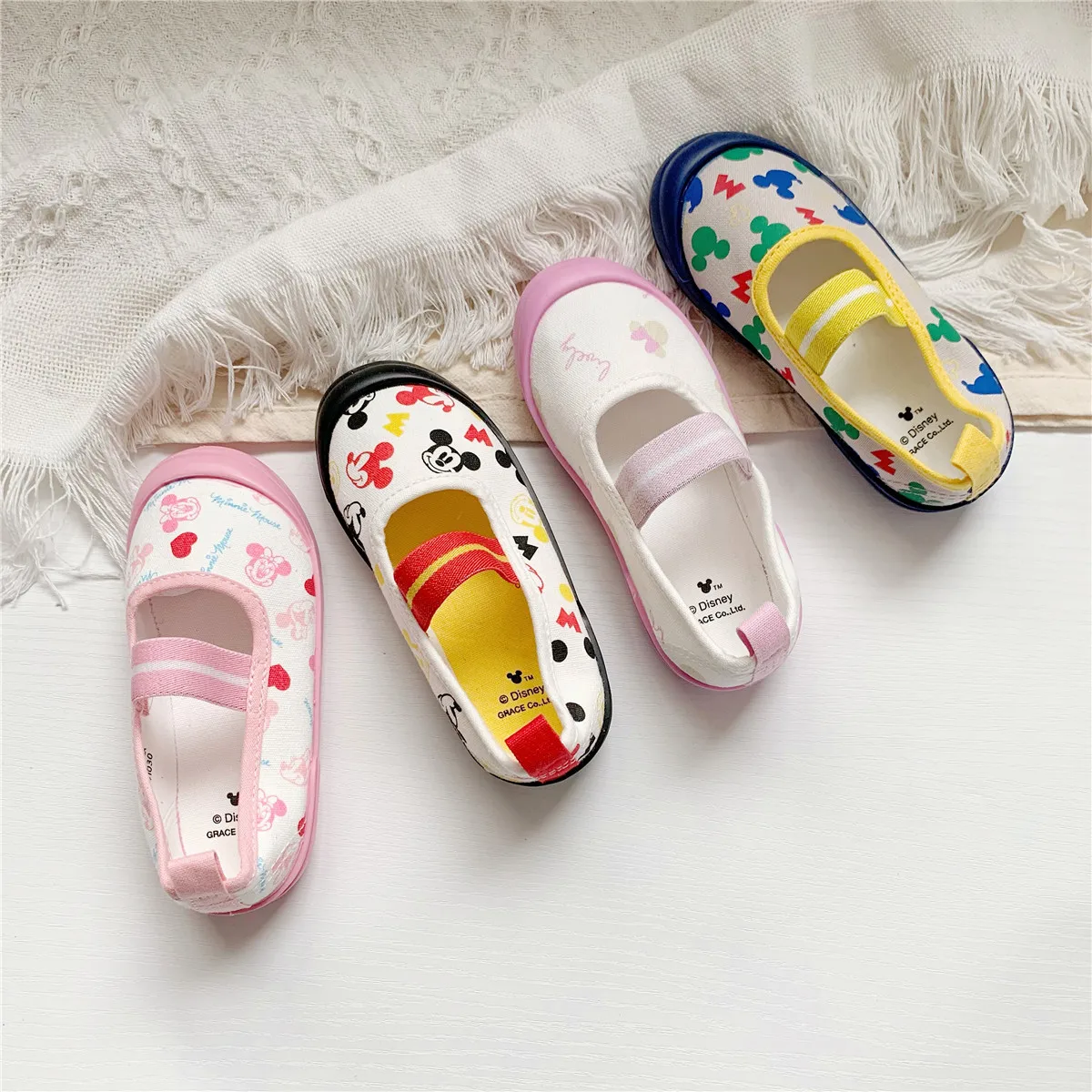 

Детская повседневная обувь, кроссовки, парусиновая весенняя обувь с мультяшным принтом для детей, дышащая обувь без шнуровки, сине-розовая обувь, размер 16–18 см