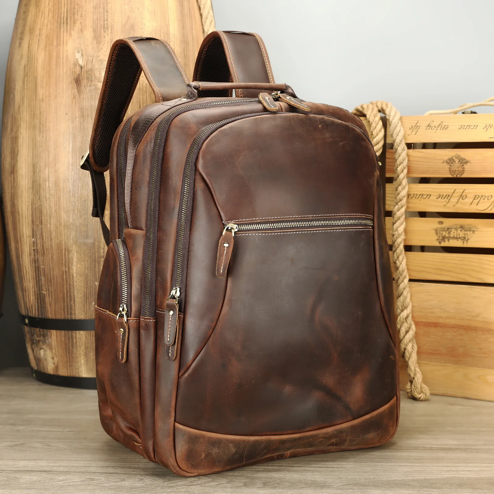 Premium Genuine Leather Duffel Bag — Stylish Weekender Overnight Bag for Men, Large Capacity Waterproof Travel Luggage
