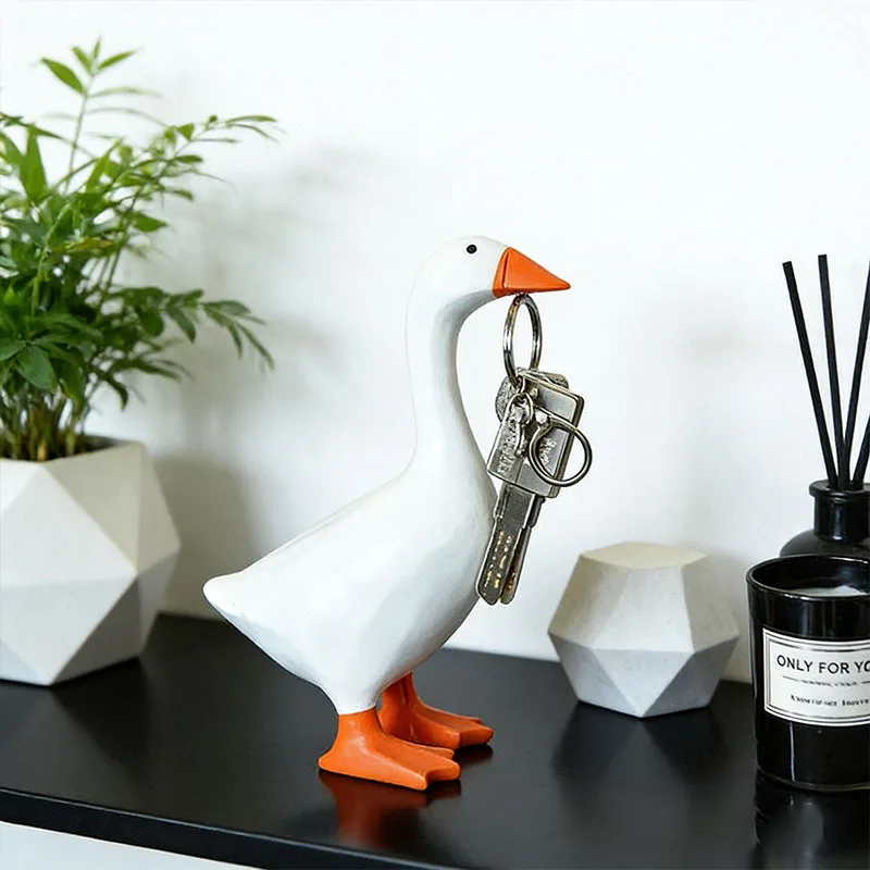Cute Resin Magnetic Goose Key Holder Decorative Figurine Strong Magnet Home Entryway Organizer Housewarming Gift Keepsake