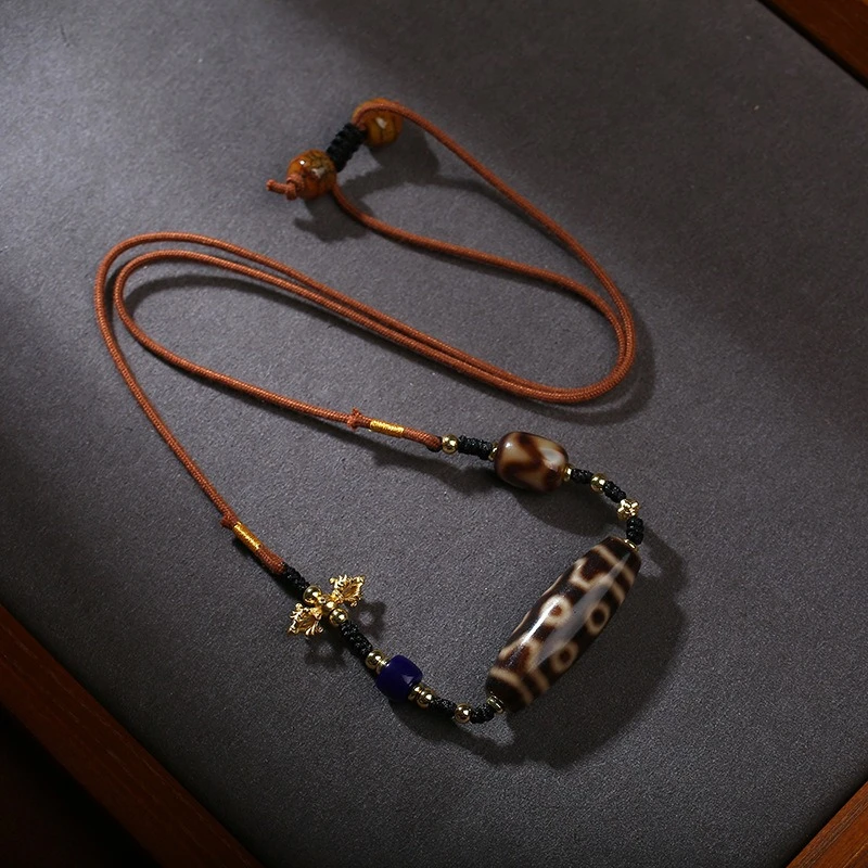Tibetan Seven Eyes Sky Tibetan style cultural ornaments, hand woven hanging ropes, unisex retro ethnic style accessories