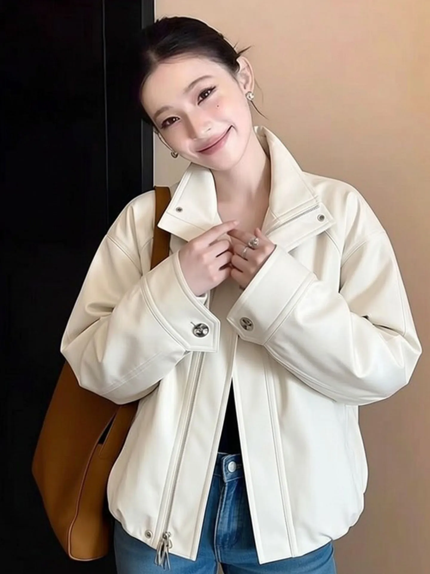 

Faionable White Leather Jaet Women's Stand Collar Workwear Sle Spring 2026 New Design Stand Fit ort Outerwear