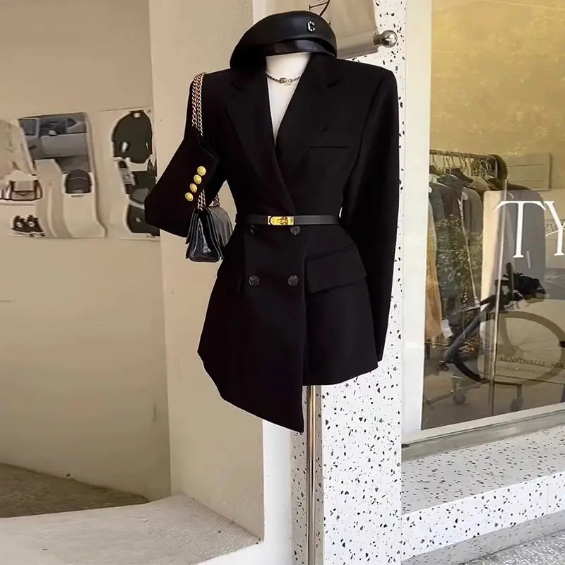 Blazer irregolari corti Casual francesi autunno/inverno da donna giacca con colletto alla cintura monopetto allentato stile Hepburn nero