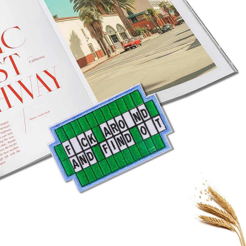 

5 Pieces of Iron-On Embroidery Patches, Iron-On Embroidered Patches, Fabric Crafts Sewing Embroidery Patches, Suitable for Men's Hats, Clothing, Jeans, Jackets