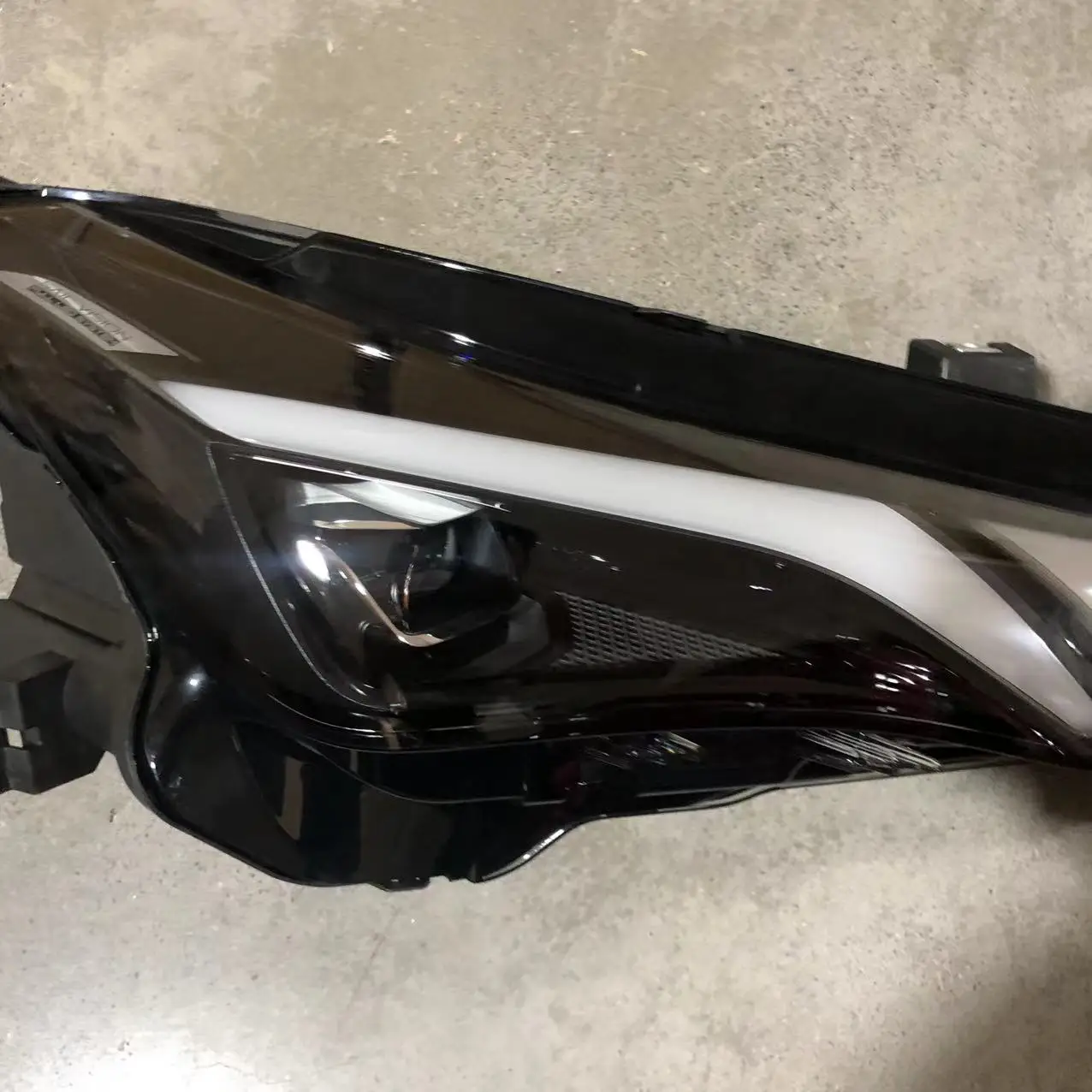 

Suitable for MG 7 front headlight assemblies MG7 headlights LED headlights MG7 22-25