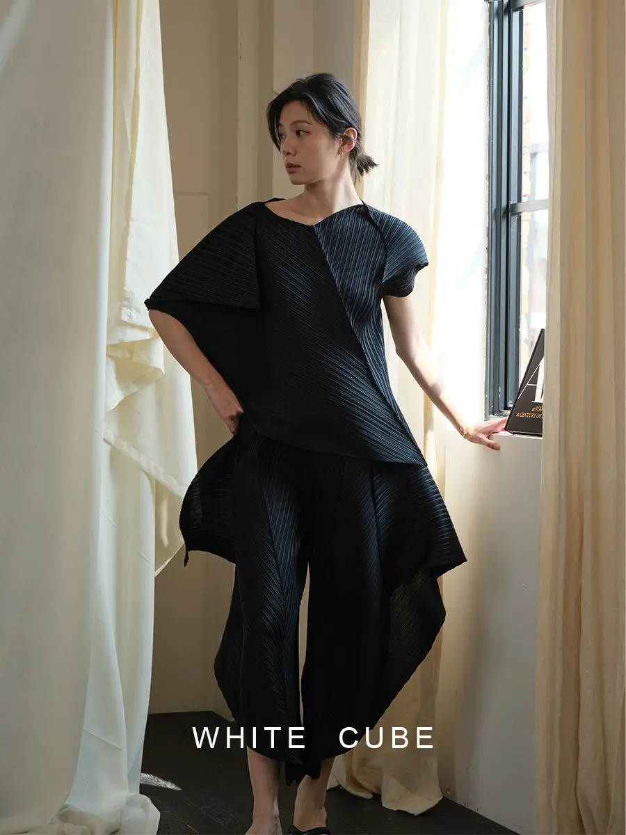 

Fold Miyake Pleated Black Asymmetric Pleated Two Piece Set Oversize Breathable Elastic Women's Matching Sets Streetwear Clothing