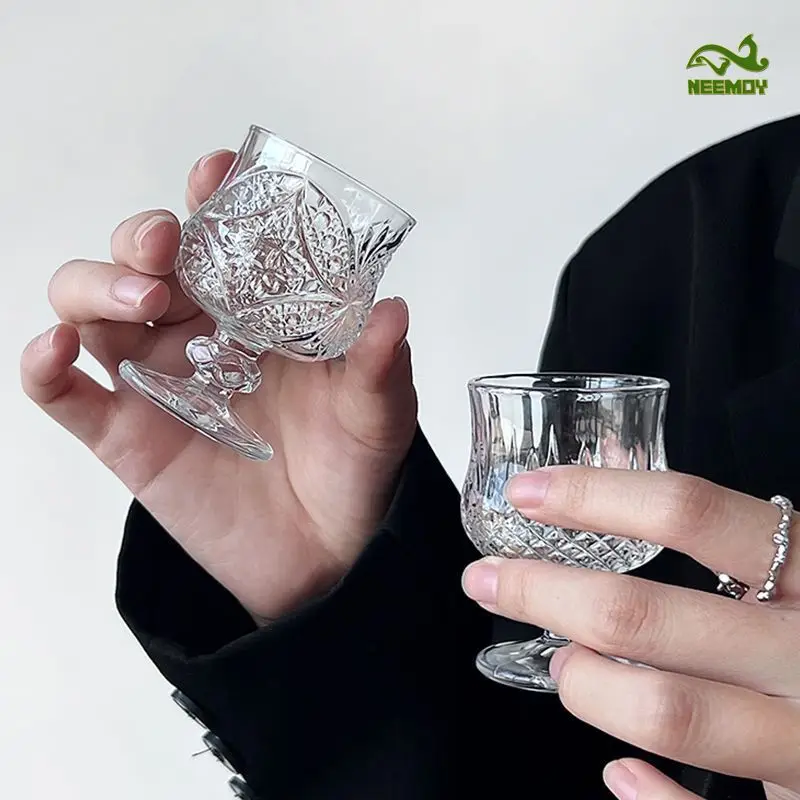 50ML White Wine Glass Retro Goblet with Relief Pattern Shot Glass Set Party Bar KTV Shochu Spirit Transparent Drinking Glasses